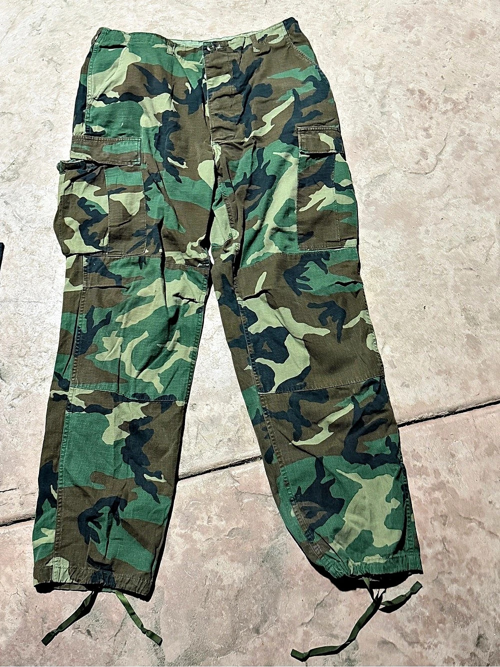 Woodland Camouflage BDU Cargo Pants Men’s Medium-Long 31-33x32.5-35 NSN